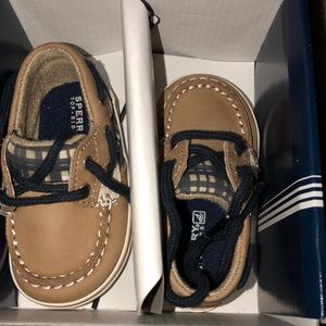 size 2 casual shoes